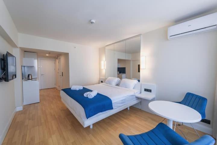 Sea View Apart-Hotel Orbi Twin Towers 1413 Μπατούμι Εξωτερικό φωτογραφία